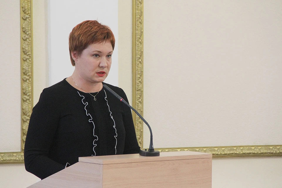 Временно исполняющий обязанности (врио) замгубернатора Брянской области Елена Егорова опровергла заявления о том, что под обстрел попал школьный автобус. Фото: bryanskobl.ru