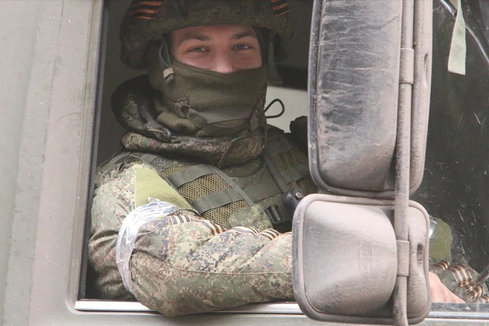 Российские войска отрезают от снабжения расположенные в Авдеевке части ВСУ.
