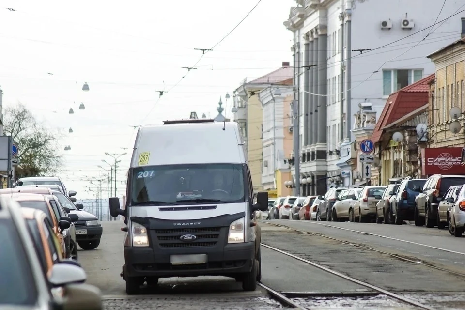 Перевозчиков на два коммерческих маршрута должны найти в течение марта