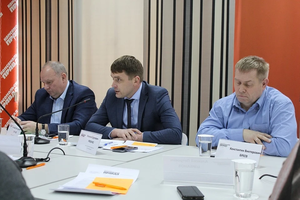 Слева направо: Дмитрий Перязев, Максим Рябенко, Константин Бреев.