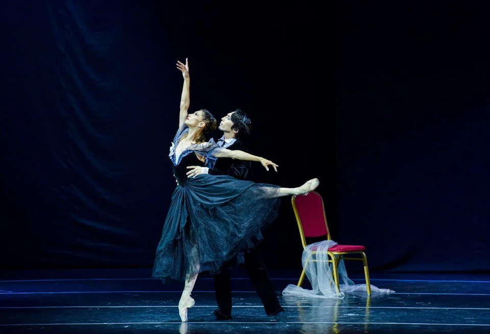 Гала-концерт «Витражи балета, или pas de bourre по жизни»пройдет на сцене Казахской государственной филармонии им. Жамбыла 13 марта в 19.00.