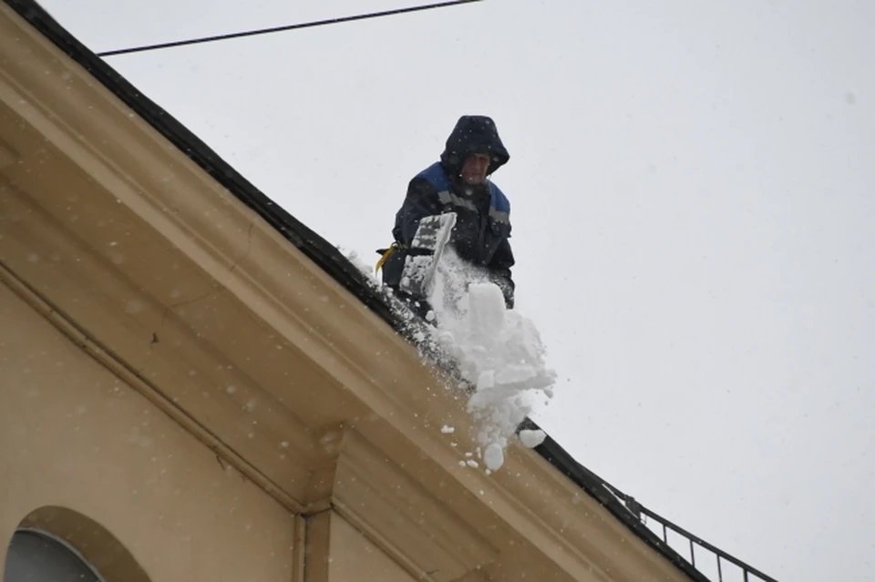 Недавно жители Бугульмы жаловались на падающий с крыш снег