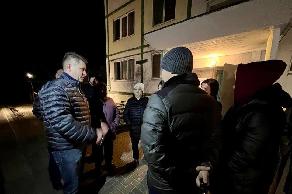 Всем жильцам пострадавших домов власти предлагают на время разместиться в гостинице. фото: @v_v_demidov.