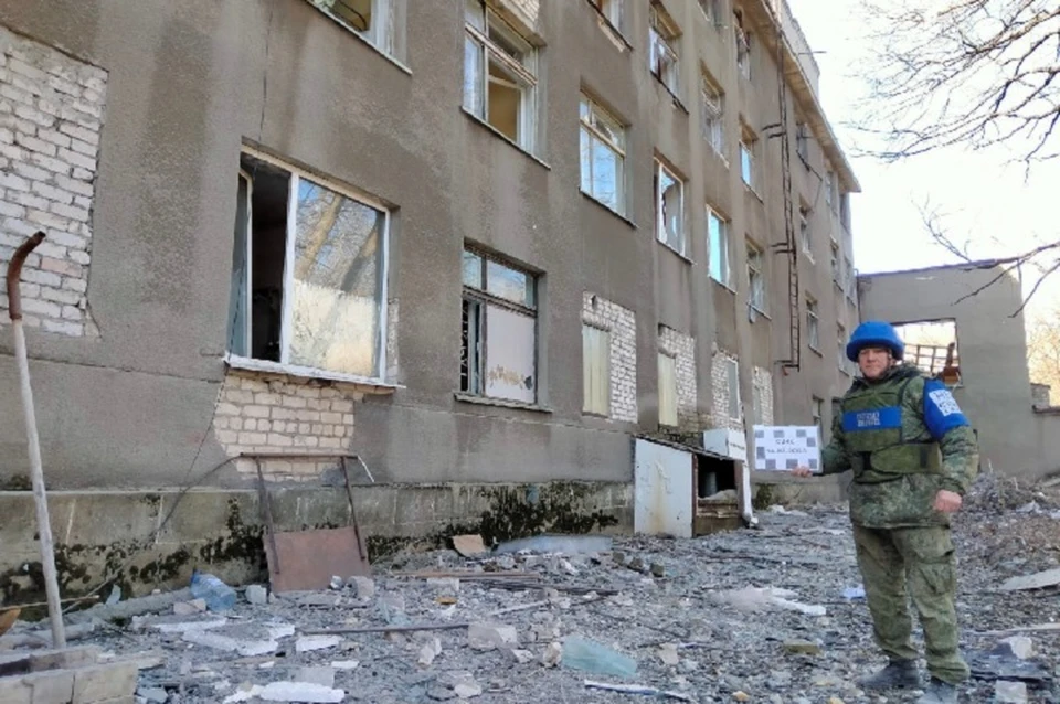 Последствия обстрела вооруженными формированиями Украины города Красный Луч. Фото: СЦКК ЛНР