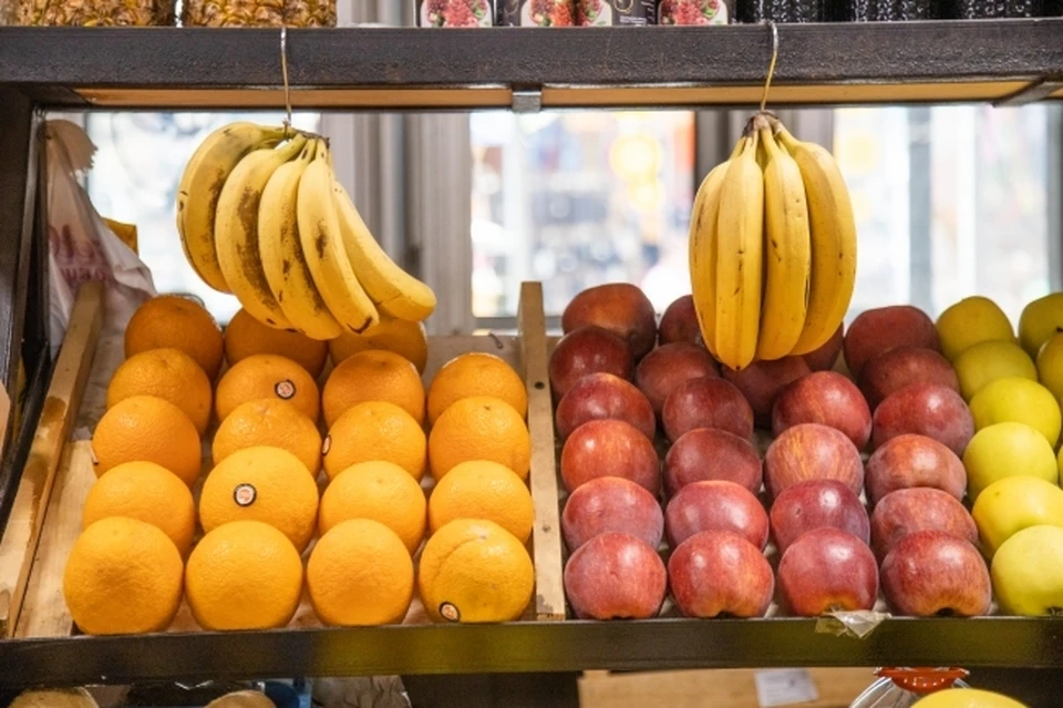 Стоимость бананов увеличилась на 4,5% - до 114,4 рубля за килограмм.