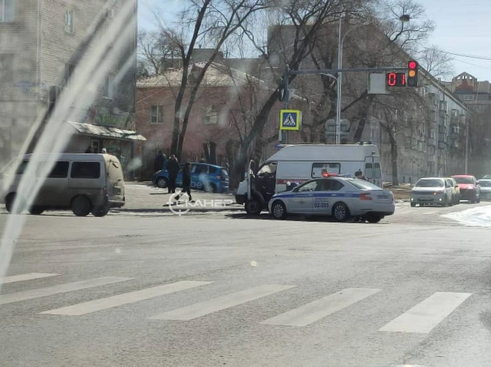 ДТП произошло в в 13:05 в районе Ленина, 76.