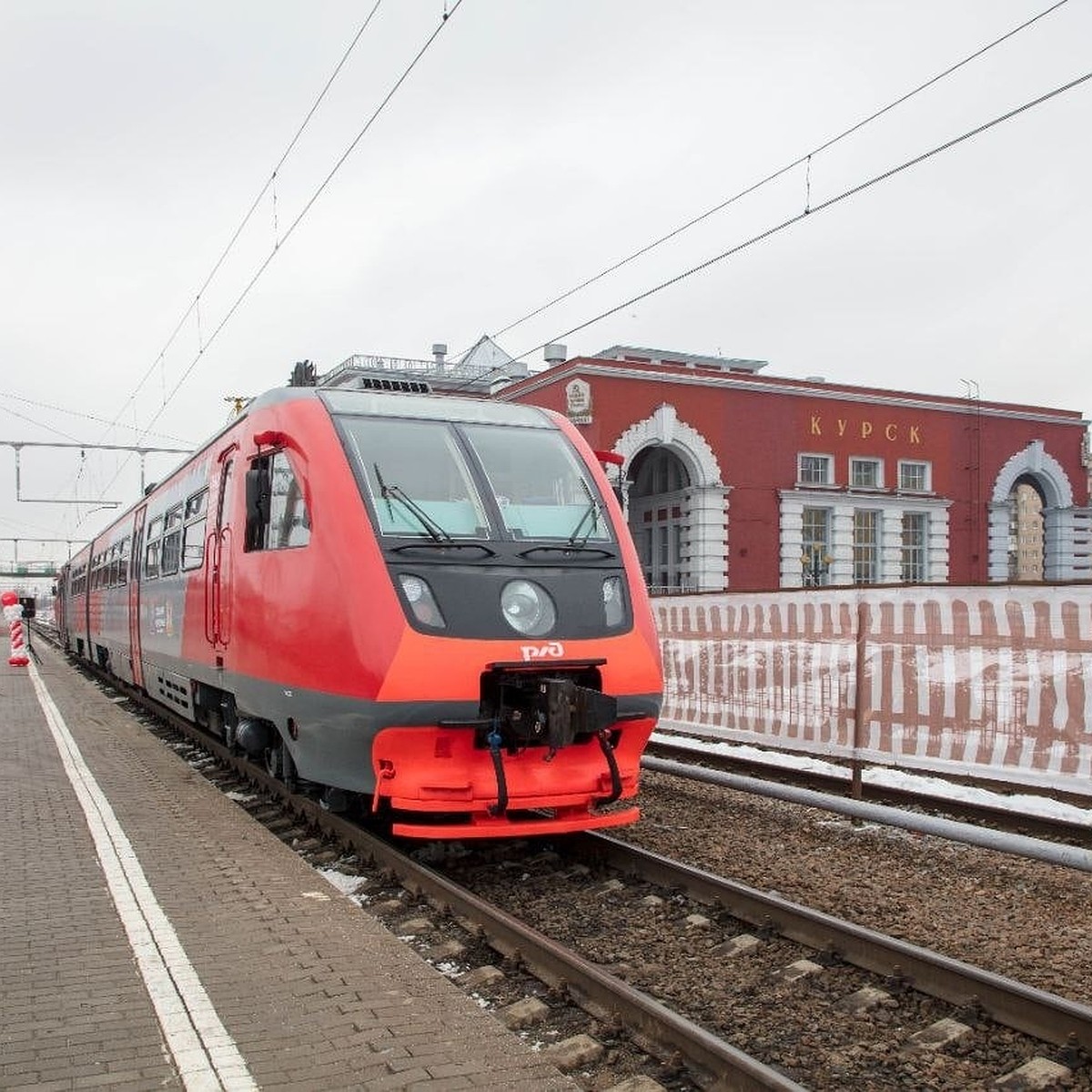 Почти три тысячи пассажиров перевезли рельсовые автобусы по маршруту  Воронеж – Курск в 2023 году - KP.RU