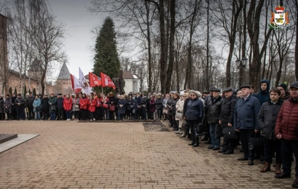 Митинг в поддержку специальной военной операции прошёл в Смоленске. Фото: пресс-служба администрации области.