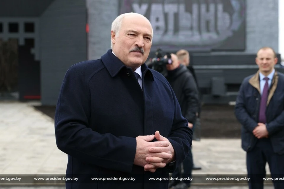 Лукашенко сказал, что Россия может поставить Беларуси боеприпасы с настоящим ураном. Фото: president.gov.by