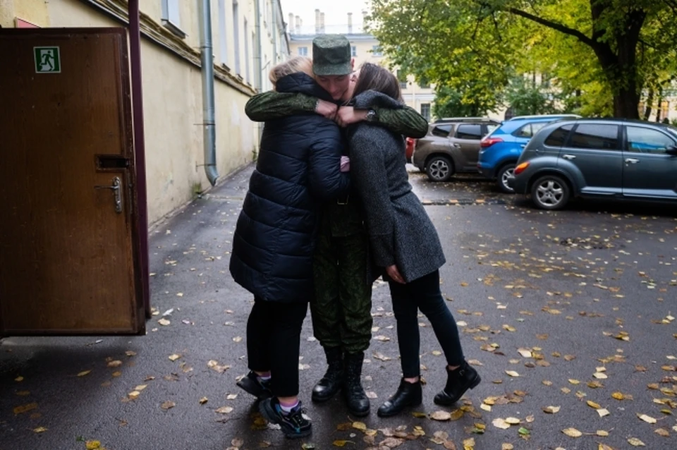 Призывники смогут задать все вопросы по телефону «горячей линии»