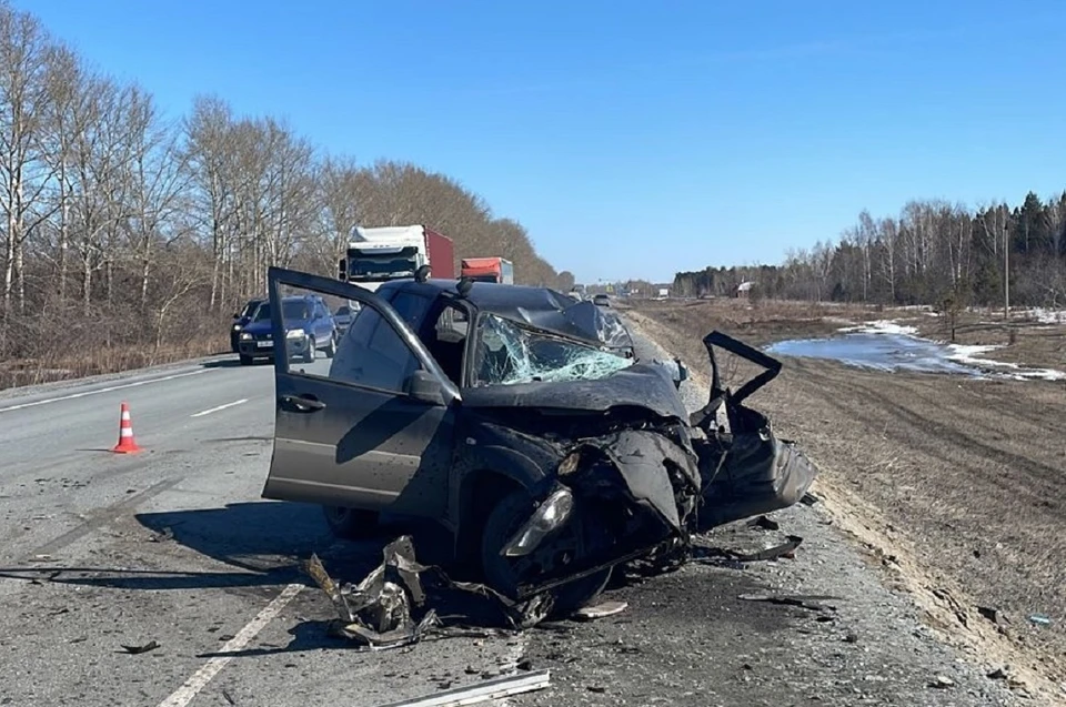 В ДТП с автобусом и иномаркой под Новосибирском пострадали 11 человек. Фото: ГУ МВД по НСО.