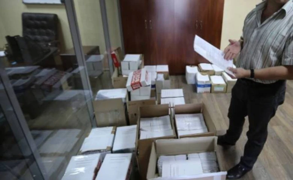 Руководитель завода, устав получать тонны официальных писем, исправил ситуацию с помощью юмора