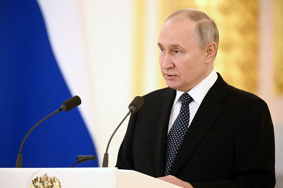 B этом году президенту предстояло принять грамоты у послов США и ЕС, а с этими странами у нас сами понимаете какие отношения