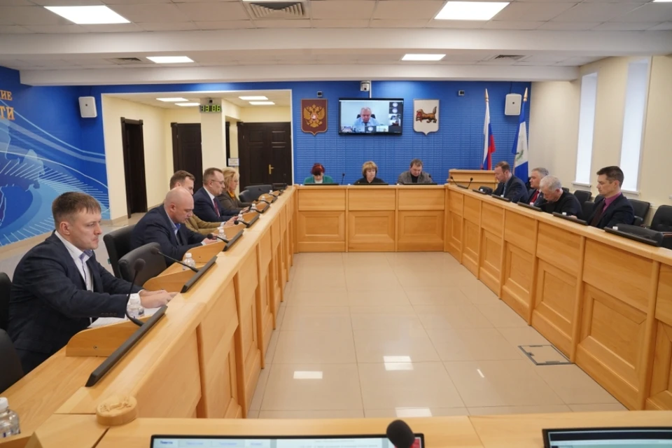 Педагогов и наставников наградят Почетными грамотами ЗС Иркутской области.