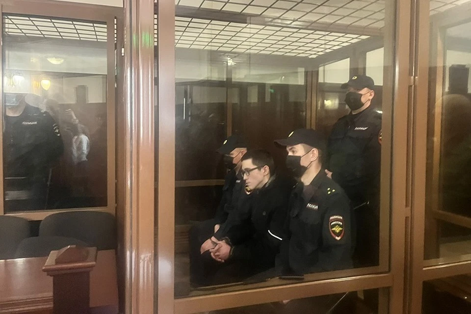 Ильназ Галявиев устроил стрельбу в казанской гимназии №175 насмотревшись видероликов в интернете.