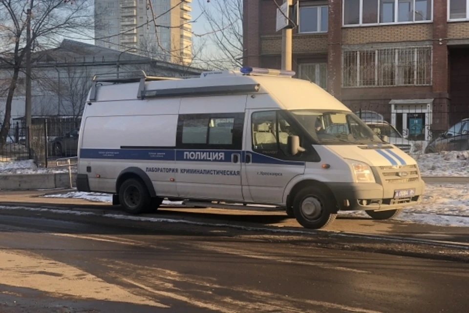 Он должен был вернуться со школы