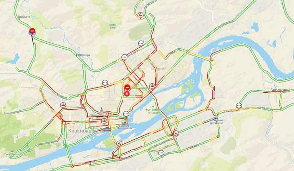 Из-за внезапного снегопада Красноярск сковали 9-балльные пробки. Фото: 2GIS
