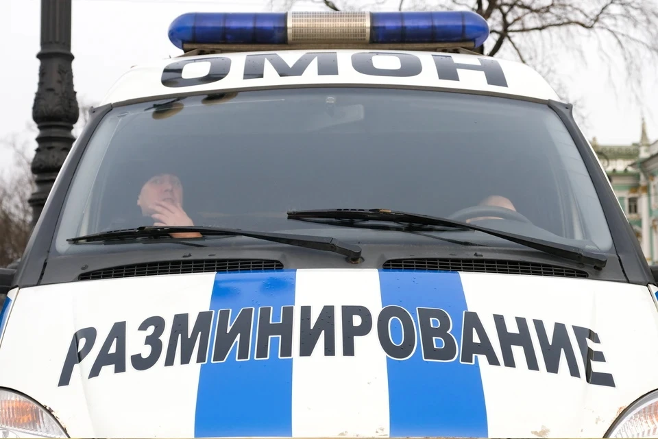 В Москве на улице генерала Дорохова в пакете обнаружили подозрительный предмет