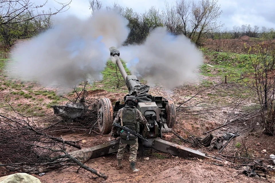 С 24 февраля российские военные проводят на Украине спецоперацию по денацификации и демилитаризации страны.