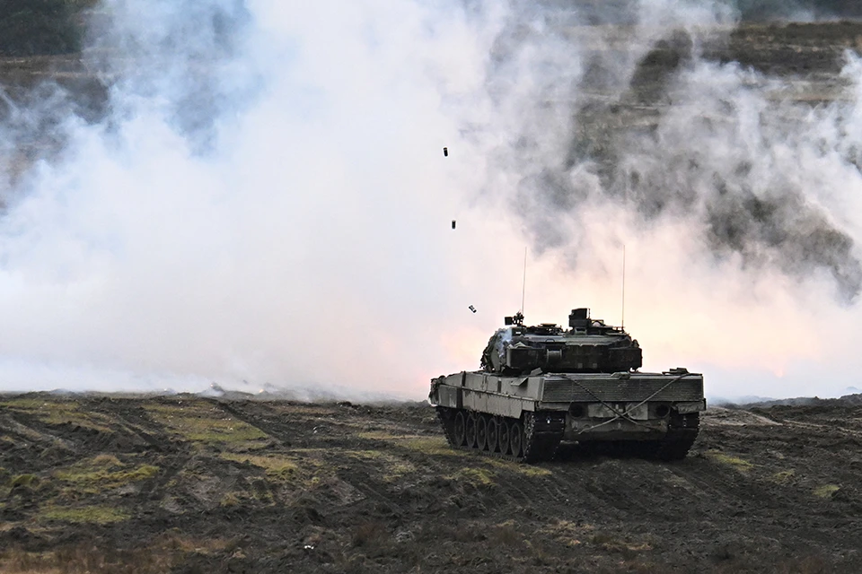 Польский офицер в отставке рассказал, как украинские военные оторвали башню танку "Леопард".