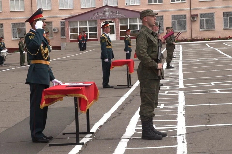 Призывники в ДНР нынешней весной не будут отправляться в войска для прохождения военной службы. Фото: УНМ ДНР