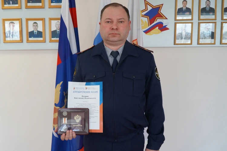Не побоялся и спас жизнь ребенку. Сотрудник УФСИН из Кирова стал донором костного мозга для малыша