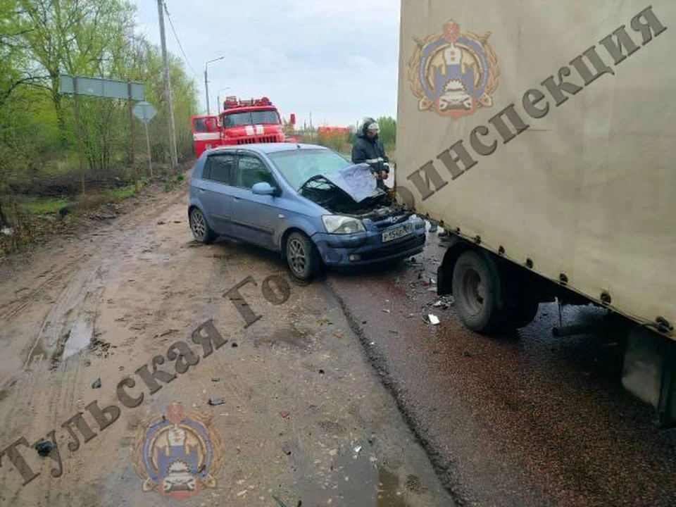 В попутном столкновении в Кимовском районе пострадали водитель и несовершеннолетние пассажиры автомобиля Hyundai