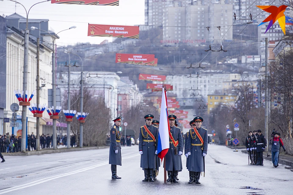 3 и 5 мая в Мурманске состоятся репетиции Парада Победы.