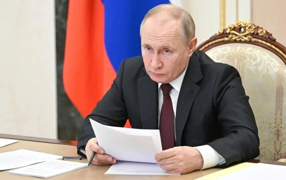 Путин выступит перед Советом законодателей в Петербурге