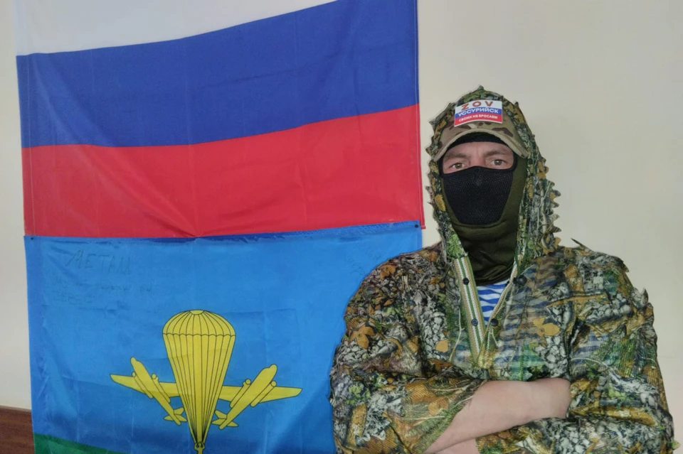 - С нами Россия! С нами Бог! За нами Победа! - говорит боец с позывным «Дед». Фото: личный архив.