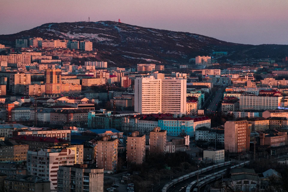 Участники окунутся в прошлое нашего региона и перенесут новые знания на эскизы, которые после смогут реализовать в керамических изделиях. Фото: gov-murman.ru/