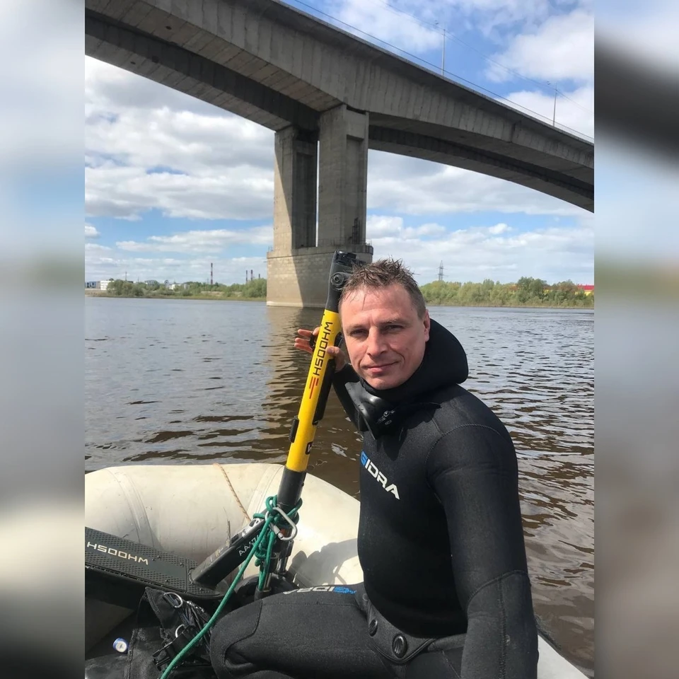 Водолазы подняли со дна Оки самокат, выброшенный нижегородцем. Фото: телеграм-канал "Нижний №1"