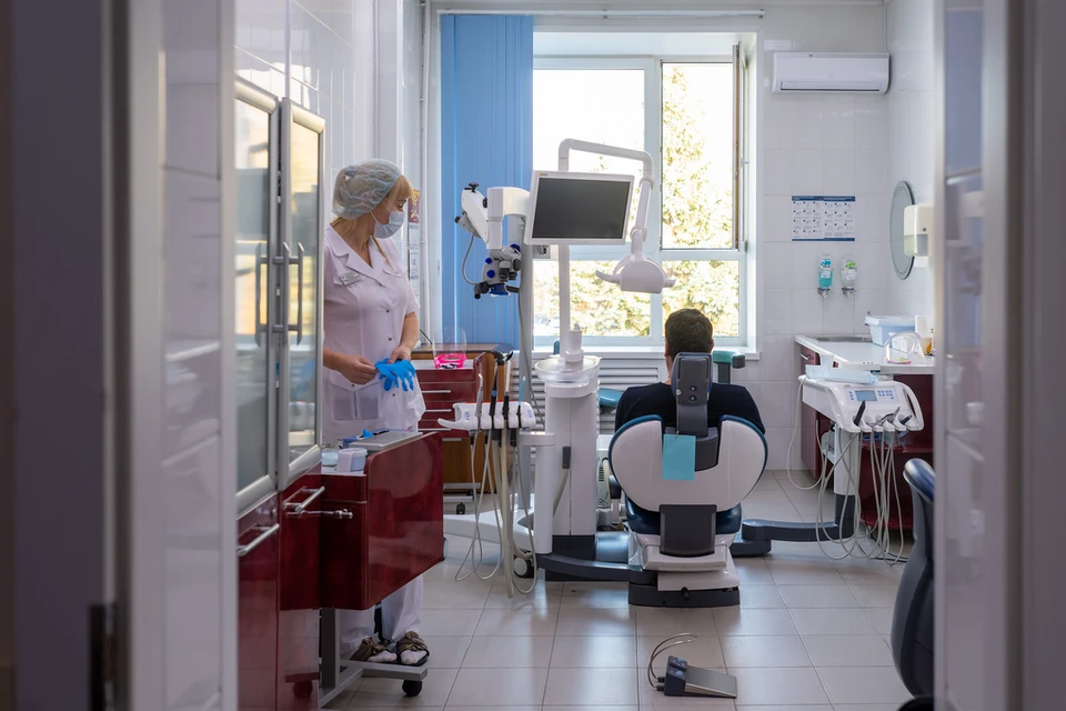 В Липецке стоматологи провели бесплатные операции для бойцов и родственников погибших в СВО