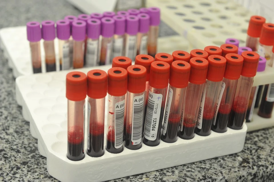 Из крови пациентов ученые создают иммуностимулирующую вакцину для онкобольных.