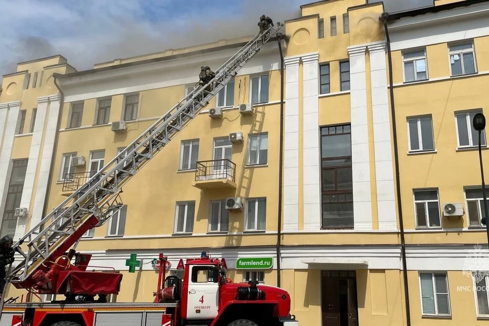 На место также выехал глава областного центра Сергей Салмин и прокурор города Павел Кучерявенко.