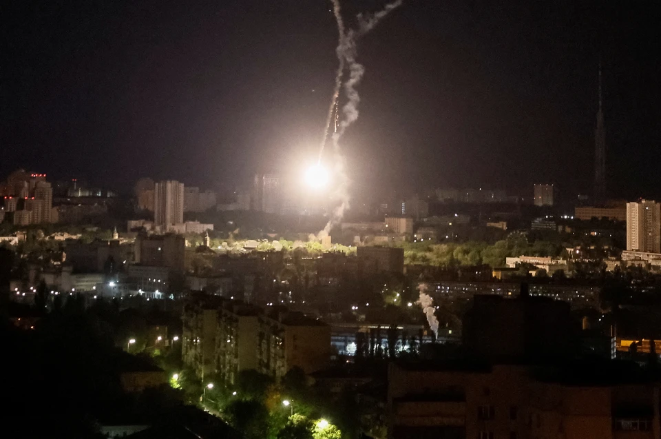 По данным Минобороны РФ, вечером 16 мая в Киеве были уничтожены РЛС и 5 пусковых установок комплекса Patriot.