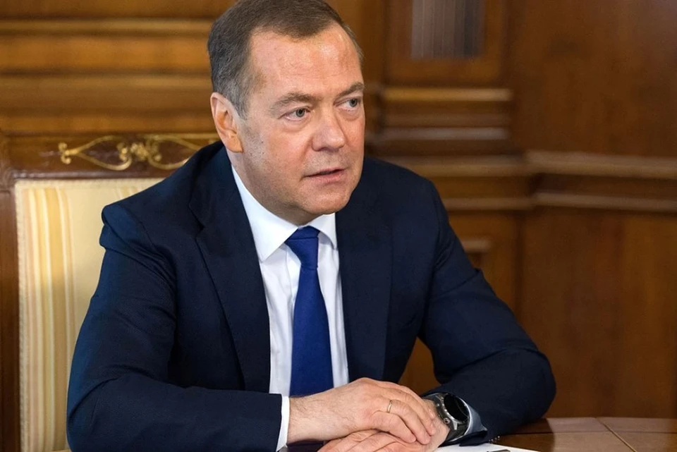 Медведев не исключил вероятности затягивания украинского конфликта на десятилетия