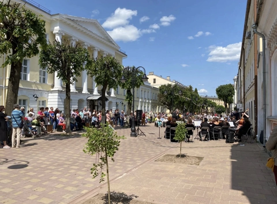 Новый сезон фестивалей «Арт-Маяковский» стартовал в Смоленске. Фото: страница мэра Андрея Борисова.