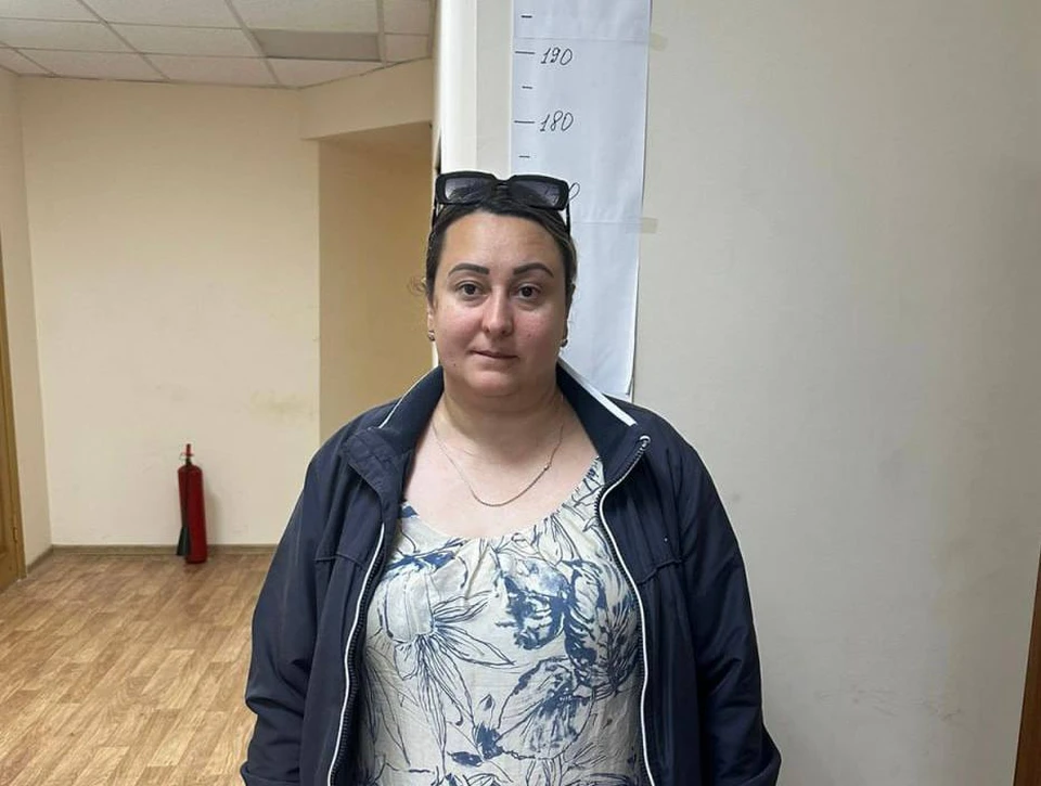 Полицейские Анапы задержали подозреваемую в мошенничестве.Фото: t.me/OMVD_Anapa_news