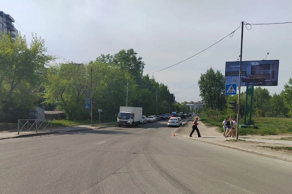 Мальчик переходил дорогу по «зебре». Фото: Госавтоинспекция Новосибирска.