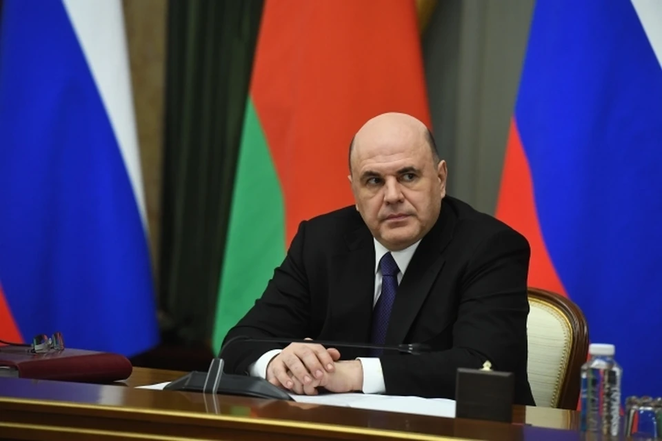 Михаил Мишустин загадал задачку про банку и амеб студентам из Сарова