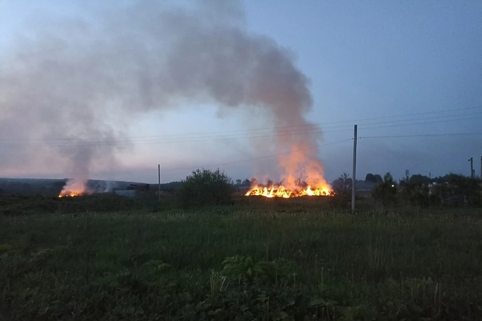 Жители Тутаевского района жалуются на дым и запах. ФОТО: группа "Подслушано Тутаев" ВКонтакте