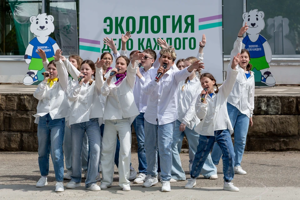 Во «Орленке» активные конкурсанты Международной детско-юношеской премии «Экология – дело каждого» приняли участие в праздновании Всемирного дня окружающей среды и Дня эколога.
