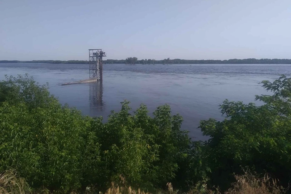 Каховская ГЭС сейчас не подлежит ремонту, заявил Леонтьев