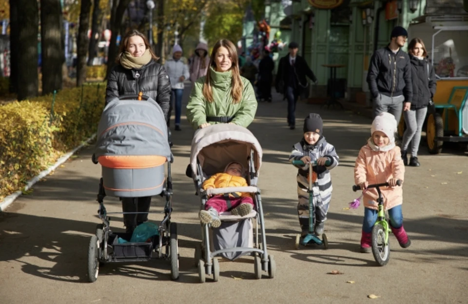 9 двоен родились в Смоленске в мае.