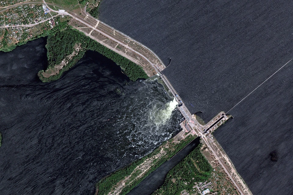 А Каховскую ГЭС Россия отстроит – можно не сомневаться. Краше старой новая станция будет