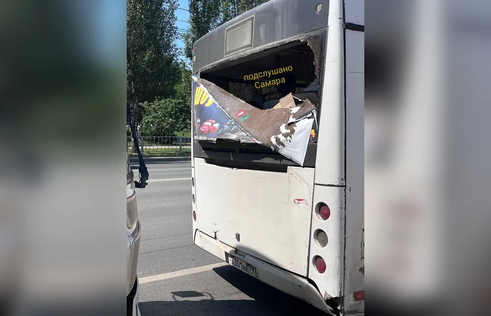 Новости самара подслушано. Автобус сзади. Пассажиры в автобусе. Автобус фото. Автобус маршрутка.