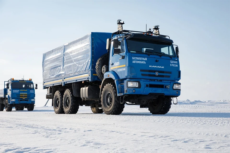 Беспилотные автомобили КАМАЗ начнут перевозку коммерческих грузов между Санкт-Петербургом и Москвой 14 июня. Фото: gazprom-neft.ru.