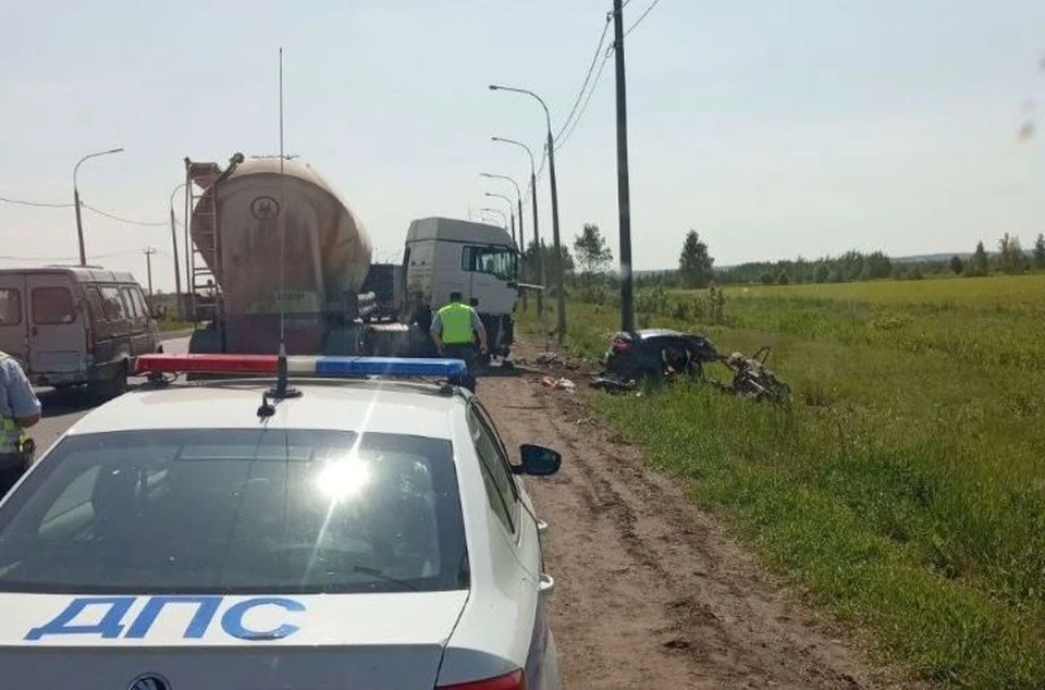 В Ярославском районе произошло смертельное ДТП ФОТО: читатель КП-Ярославль