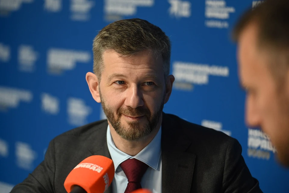 В рамках ПМЭФ-2023 глава автономного округа рассказал «КП», как решает проблемы самого отдаленного дальневосточного региона